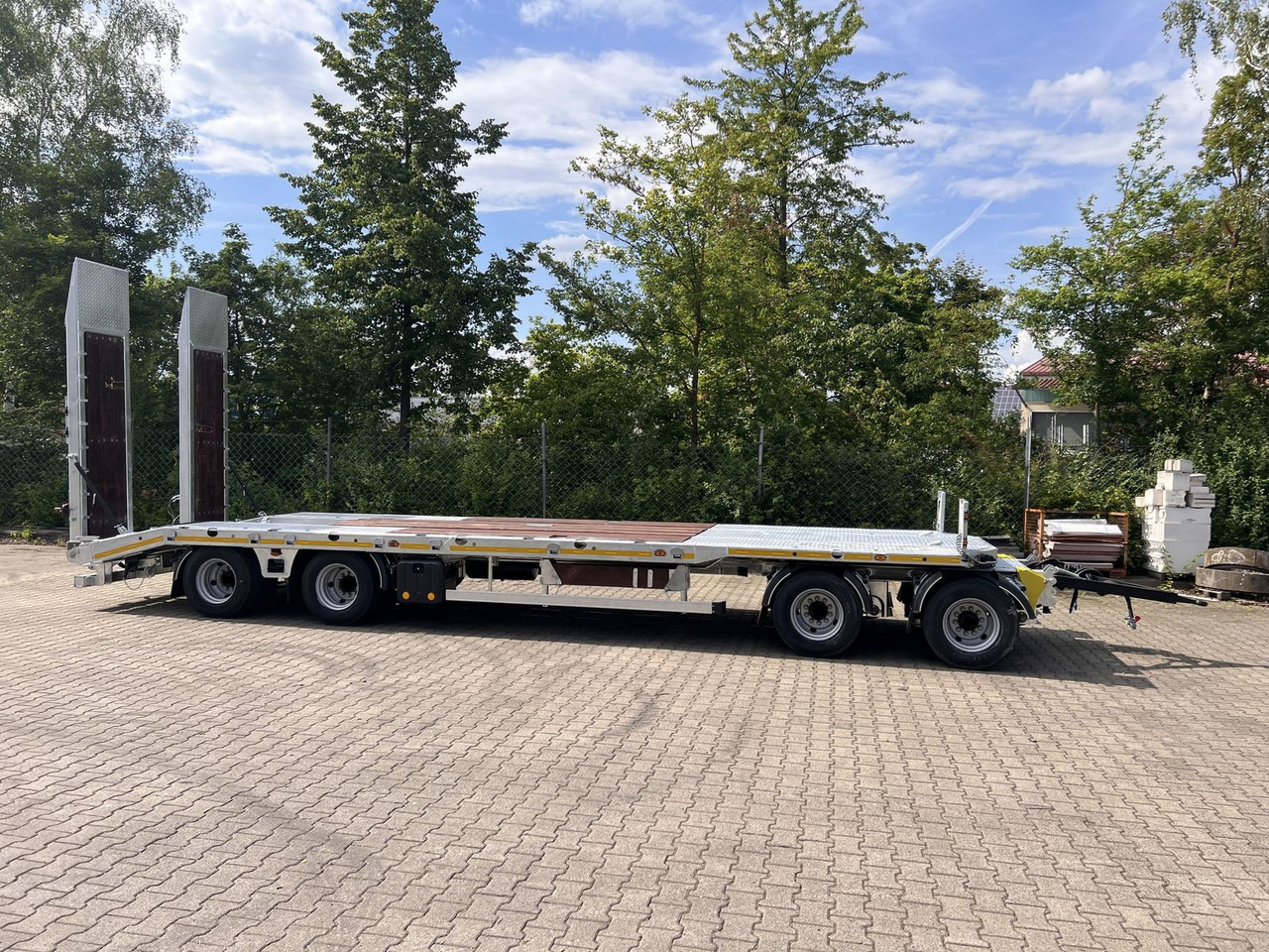 Möslein neuer 4 Achs Tieflader gerade hydraulischen Ram - Tieflader Anhänger: das Bild 1 Möslein neuer 4 Achs Tieflader gerade hydraulischen Ram - Tieflader Anhänger: das Bild 1