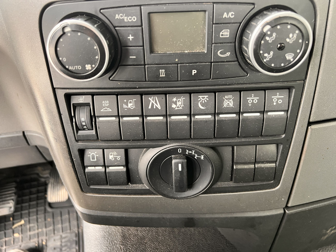 MAN Truck & Bus K1AAB TGS 18.4804x4 Hydrodrive - Sattelzugmaschine: das Bild 2 MAN Truck & Bus K1AAB TGS 18.4804x4 Hydrodrive - Sattelzugmaschine: das Bild 2