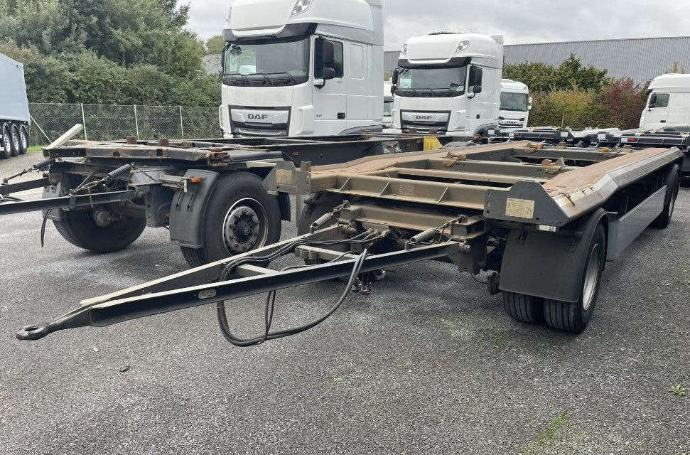 Außenroller 20 AR - Abrollanhänger/ Absetzanhänger: das Bild 1 Außenroller 20 AR - Abrollanhänger/ Absetzanhänger: das Bild 1