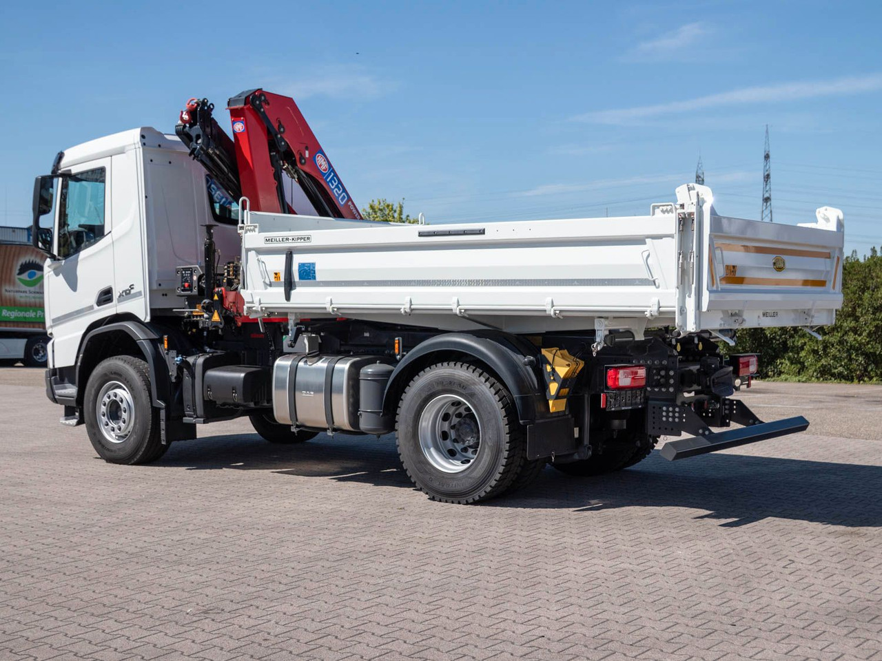 DAF FA XDC 370 Krankipper DAF XDC 370 FA Meiller Krankipper HMF - Autokran, Kipper: das Bild 5 DAF FA XDC 370 Krankipper DAF XDC 370 FA Meiller Krankipper HMF - Autokran, Kipper: das Bild 5