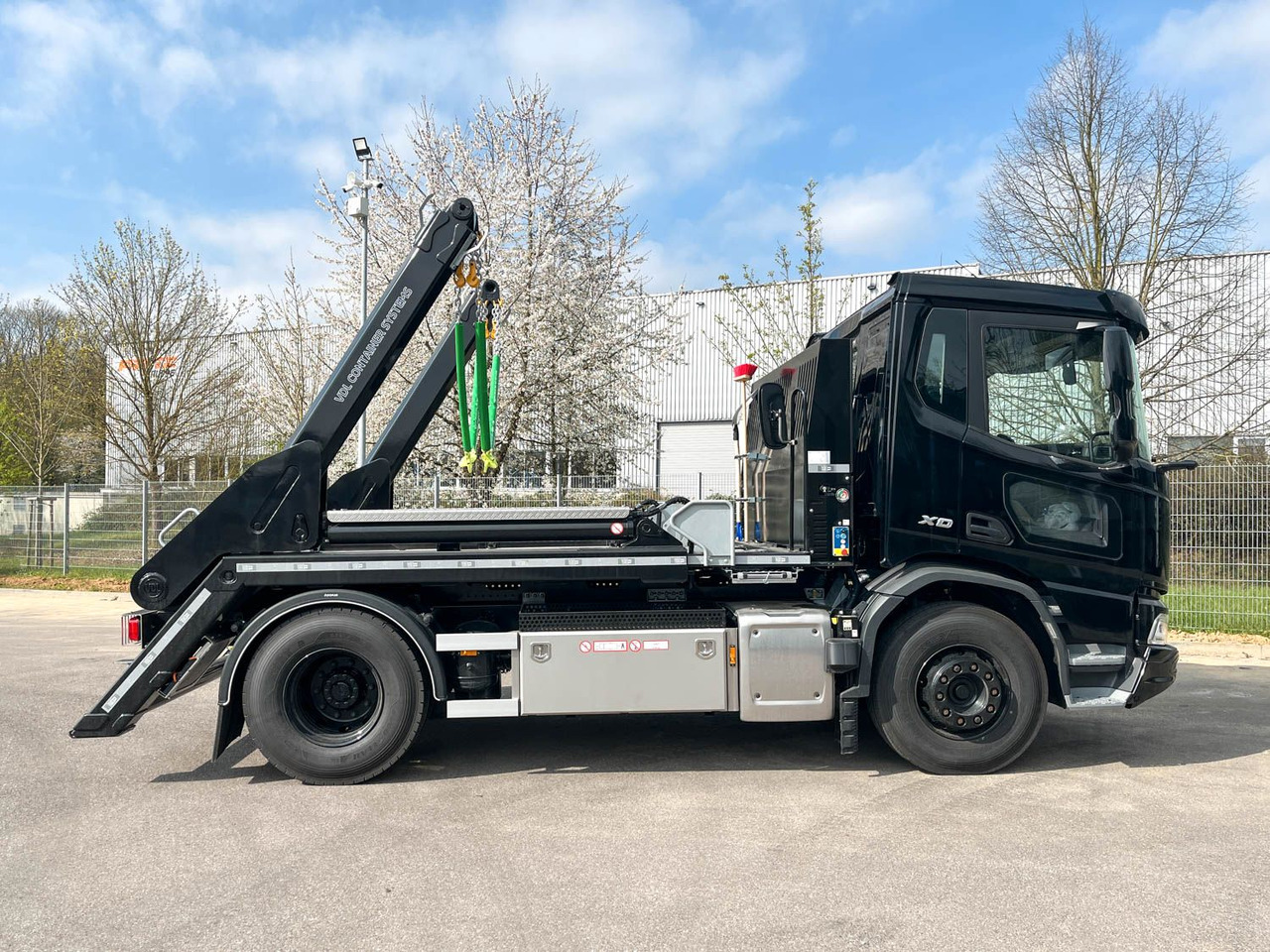 DAF XD 410 FA Absetzkipper DAF XD 410 FA Absetzkipper - Absetzkipper: das Bild 3 DAF XD 410 FA Absetzkipper DAF XD 410 FA Absetzkipper - Absetzkipper: das Bild 3