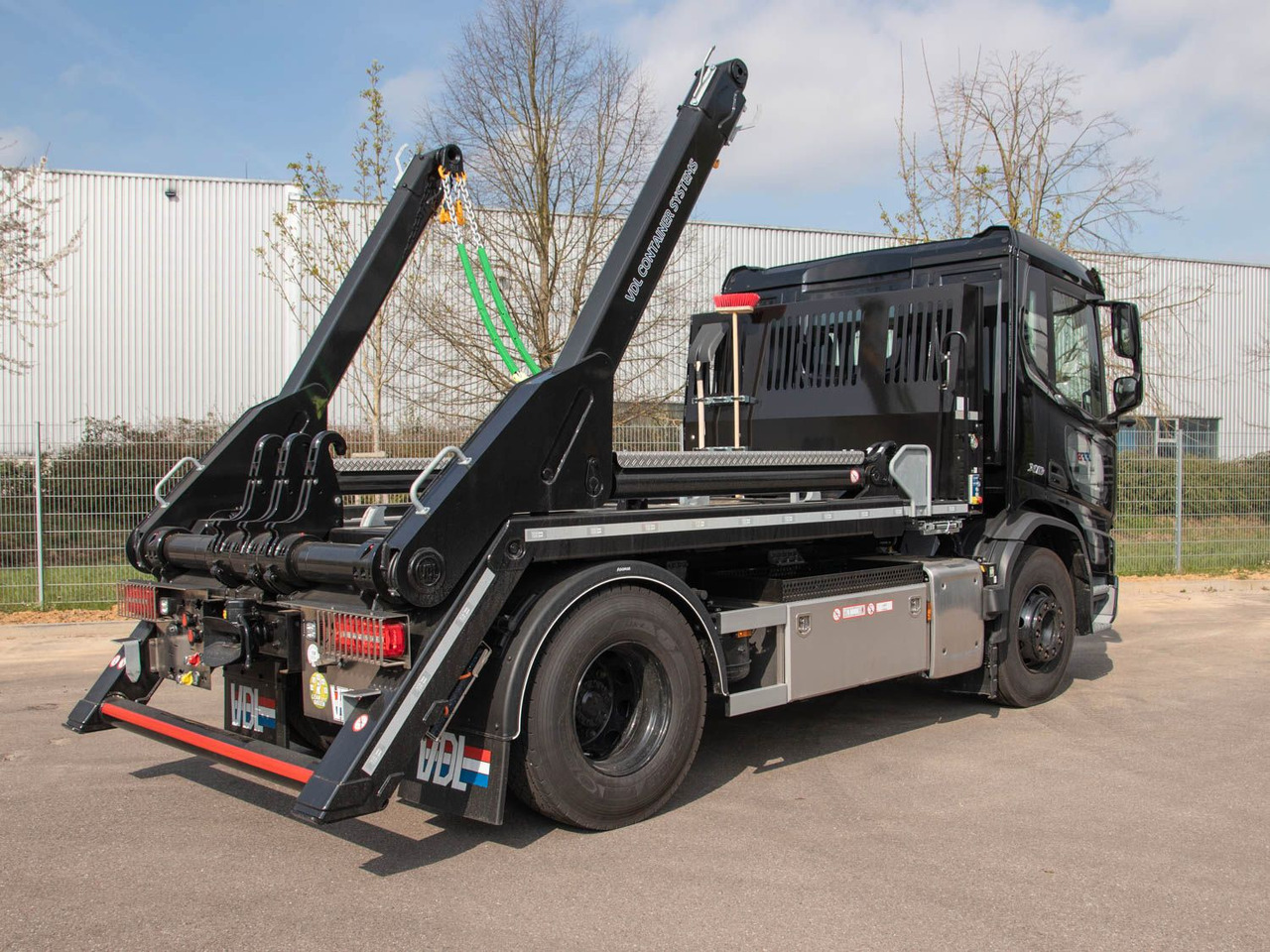 DAF XD 410 FA Absetzkipper DAF XD 410 FA Absetzkipper - Absetzkipper: das Bild 2 DAF XD 410 FA Absetzkipper DAF XD 410 FA Absetzkipper - Absetzkipper: das Bild 2