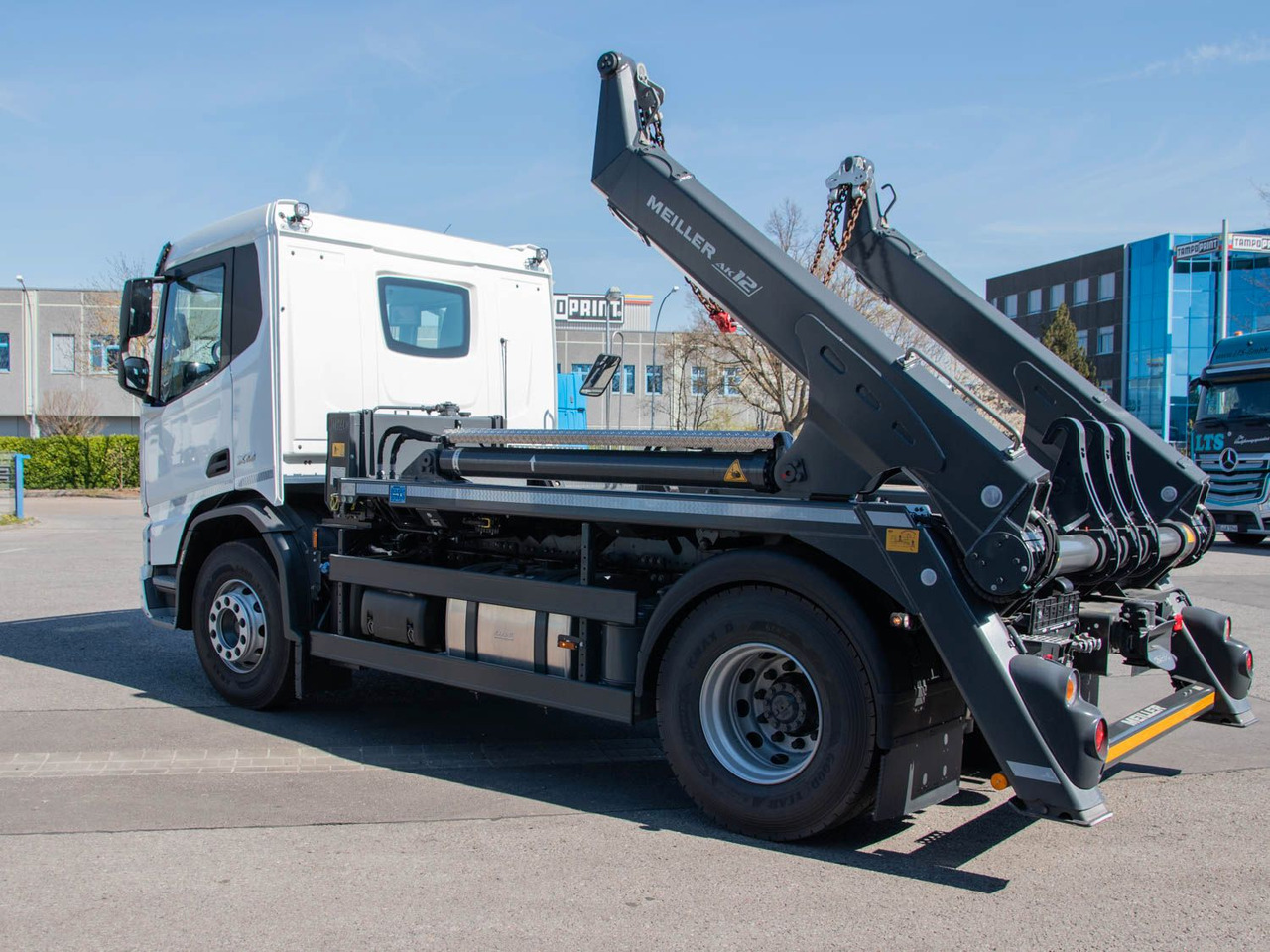 DAF XD 410 FA Meiller Absetzkipper DAF XD 410 FA Meiller Absetzkipper - Absetzkipper: das Bild 5 DAF XD 410 FA Meiller Absetzkipper DAF XD 410 FA Meiller Absetzkipper - Absetzkipper: das Bild 5