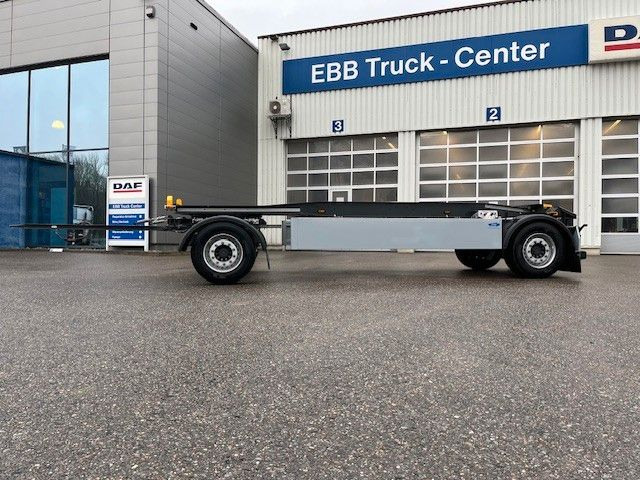 Schlittenanhänger 18 S Schlittenanhänger 18 S - Abrollanhänger/ Absetzanhänger: das Bild 2 Schlittenanhänger 18 S Schlittenanhänger 18 S - Abrollanhänger/ Absetzanhänger: das Bild 2