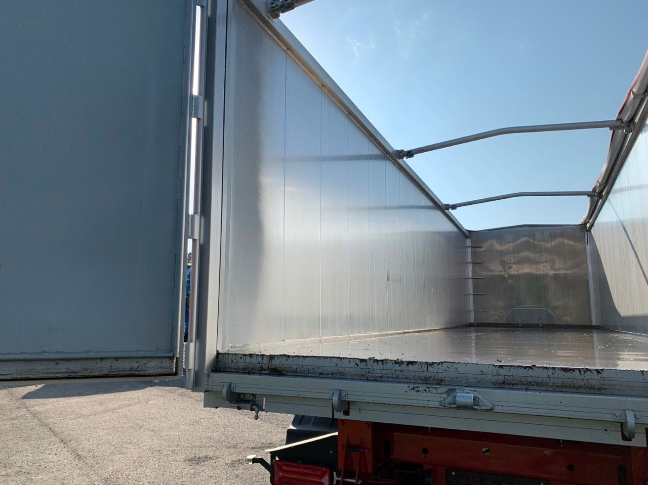 Kipper Auflieger neu kaufen Stas Agrostar 51,8 cbm Stas Agrostar 51,8 cbm: das Bild 21 Kipper Auflieger neu kaufen Stas Agrostar 51,8 cbm Stas Agrostar 51,8 cbm: das Bild 21