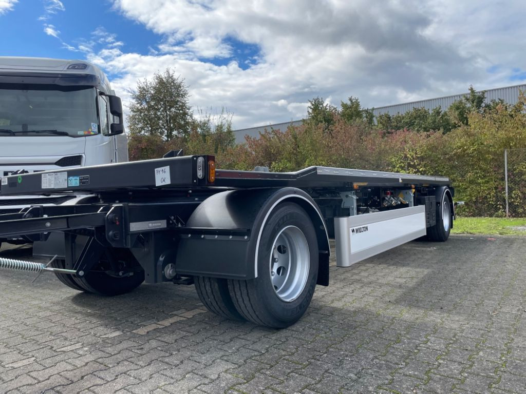 Wielton 2-Achs Außenroller-Abrollanhänger Wielton 2-Achs Außenroller-Abrollanhänger - Abrollanhänger/ Absetzanhänger: das Bild 1 Wielton 2-Achs Außenroller-Abrollanhänger Wielton 2-Achs Außenroller-Abrollanhänger - Abrollanhänger/ Absetzanhänger: das Bild 1