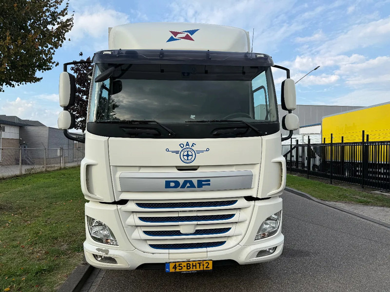 DAF CF 290 2016 - Koffer LKW: das Bild 4 DAF CF 290 2016 - Koffer LKW: das Bild 4