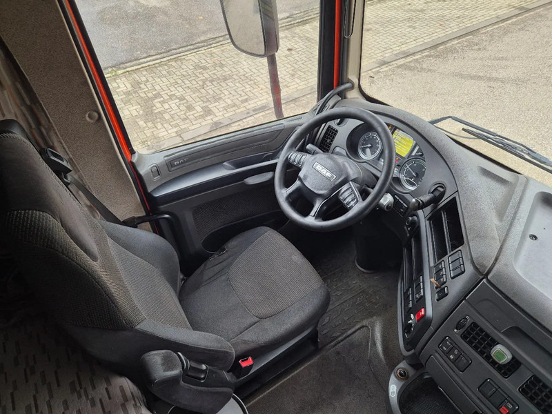 DAF XF 105.460 460 retarder - Sattelzugmaschine: das Bild 5 DAF XF 105.460 460 retarder - Sattelzugmaschine: das Bild 5