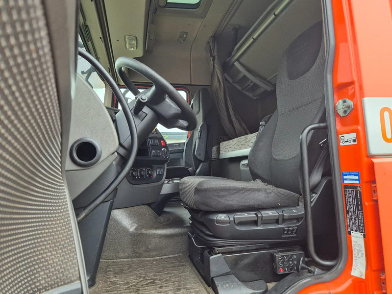 DAF XF 105.460 460 retarder - Sattelzugmaschine: das Bild 4 DAF XF 105.460 460 retarder - Sattelzugmaschine: das Bild 4