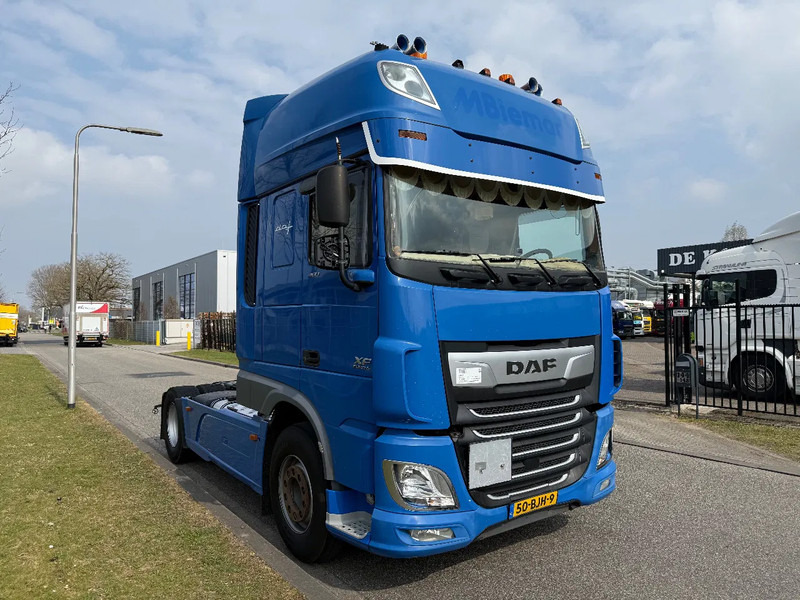 DAF XF 460 showtruck 4-2017 SSC 460 XF - Sattelzugmaschine: das Bild 2 DAF XF 460 showtruck 4-2017 SSC 460 XF - Sattelzugmaschine: das Bild 2