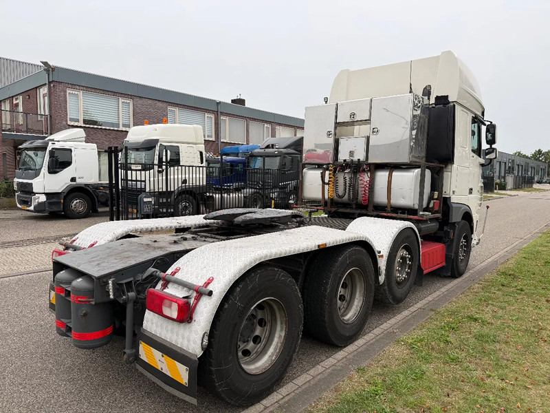 DAF XF 530 FTM 8X4 handgeschakeld 8-2018 retarder - Sattelzugmaschine: das Bild 4 DAF XF 530 FTM 8X4 handgeschakeld 8-2018 retarder - Sattelzugmaschine: das Bild 4