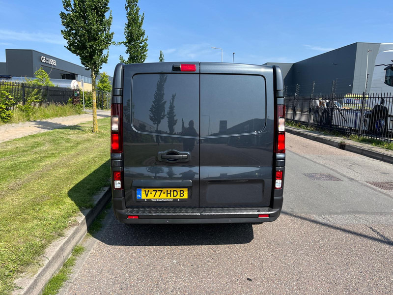 Kleintransporter Renault Trafic Red 2.0 CDI, L1 H1, 150 PK, Euro 6, Airco, cruise, nav, camera,: das Bild 11