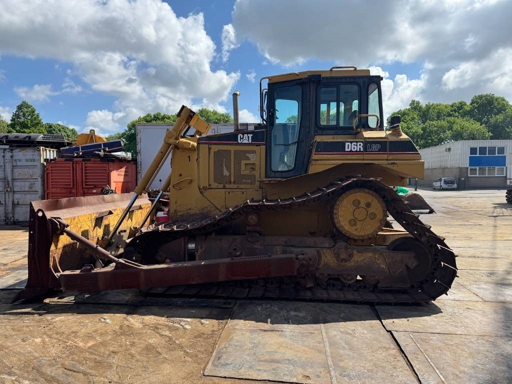 CAT D 6 R LGP - Bulldozer: das Bild 2 CAT D 6 R LGP - Bulldozer: das Bild 2