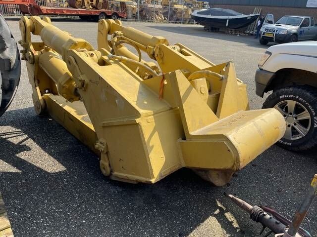 CAT D 8 R Ripper - Aufreißer für Baumaschine: das Bild 3 CAT D 8 R Ripper - Aufreißer für Baumaschine: das Bild 3