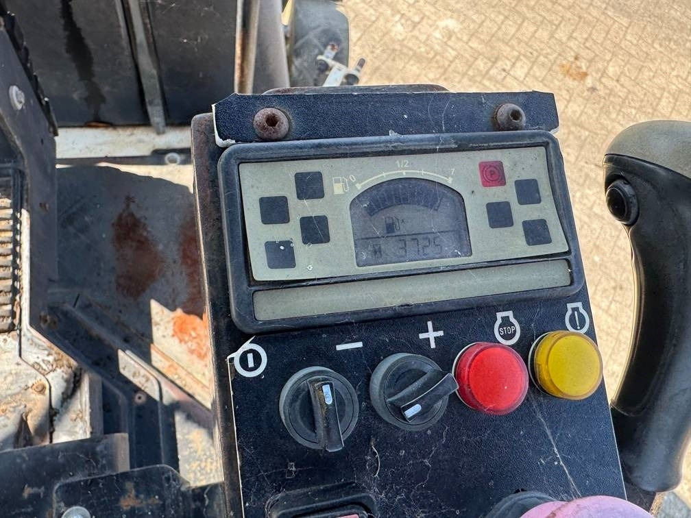 Gummiradwalze Dynapac CP 142: das Bild 11