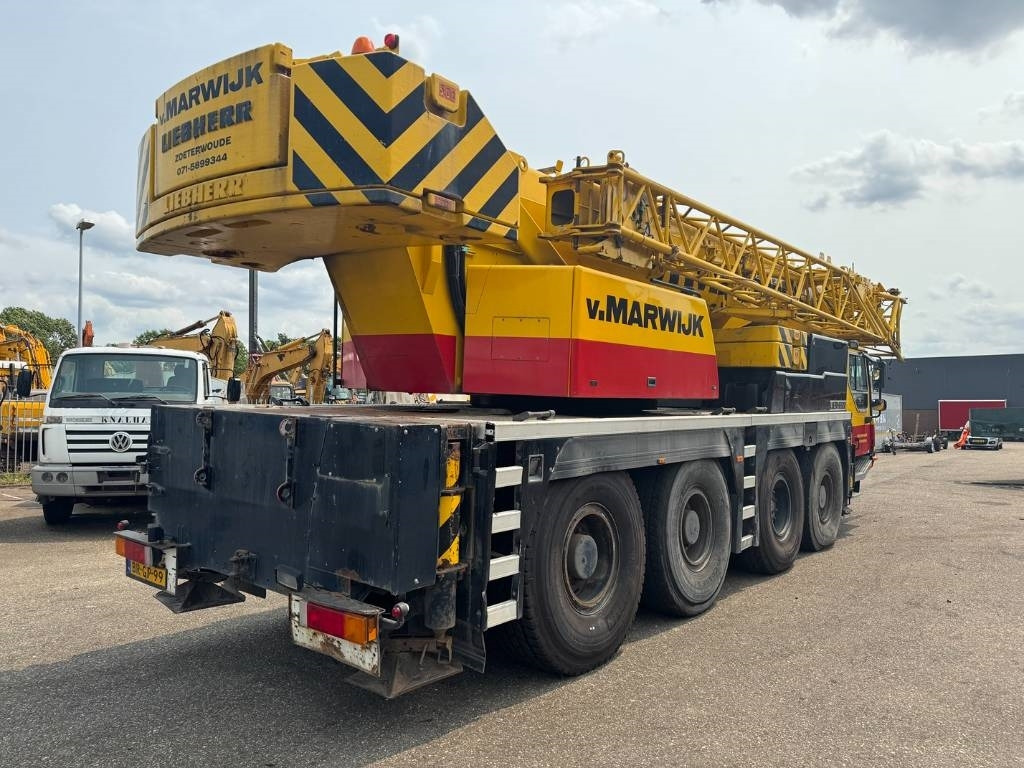 Liebherr LTM 1070-4.1 - All-Terrain Kran: das Bild 4 Liebherr LTM 1070-4.1 - All-Terrain Kran: das Bild 4