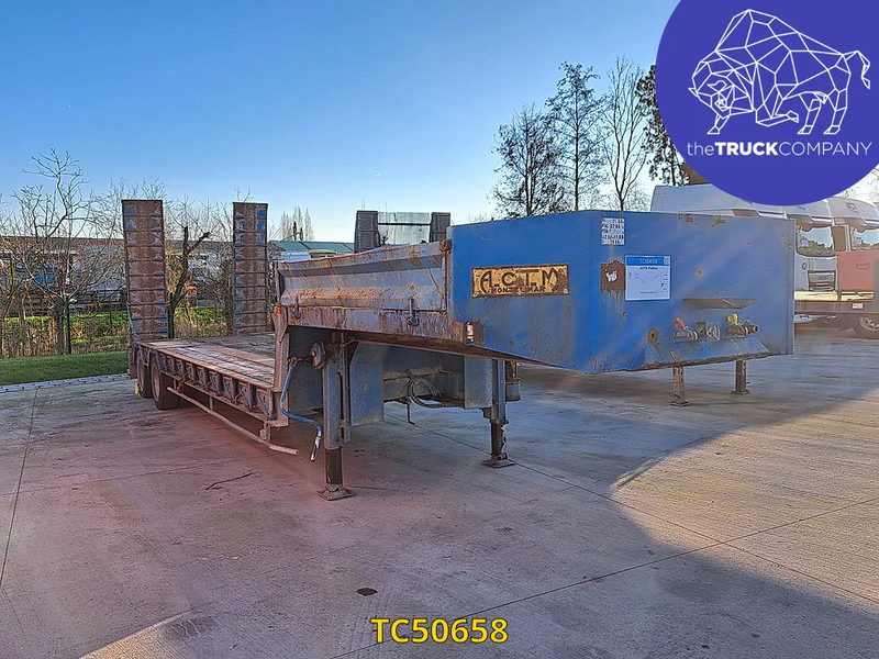 ACTM - Pritschenauflieger/ Plattformauflieger: das Bild 1 ACTM - Pritschenauflieger/ Plattformauflieger: das Bild 1