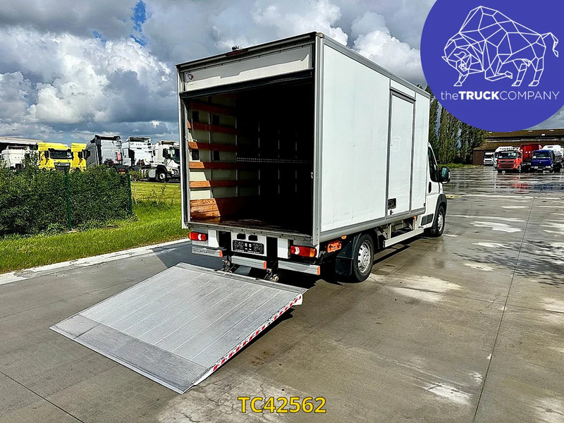 Fiat Ducato meubelbak + lift 3.0D automaat - Koffer Transporter: das Bild 3 Fiat Ducato meubelbak + lift 3.0D automaat - Koffer Transporter: das Bild 3