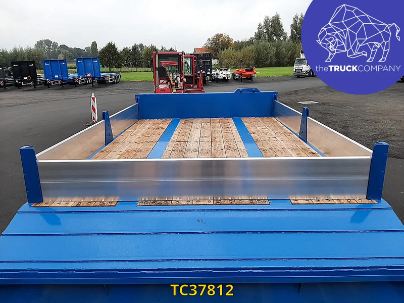Hoet Trailers - Tieflader Auflieger: das Bild 2 Hoet Trailers - Tieflader Auflieger: das Bild 2