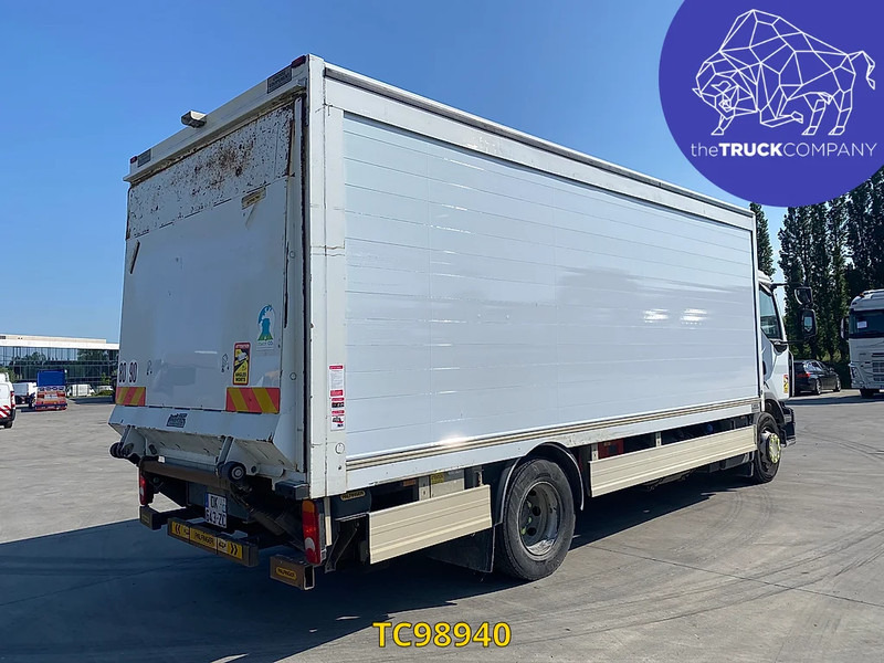 Renault D 240 - Koffer LKW: das Bild 2 Renault D 240 - Koffer LKW: das Bild 2
