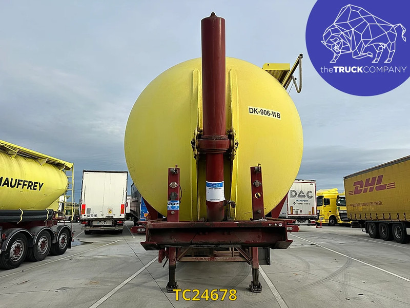 SPITZER 59000 - Tankauflieger: das Bild 3 SPITZER 59000 - Tankauflieger: das Bild 3