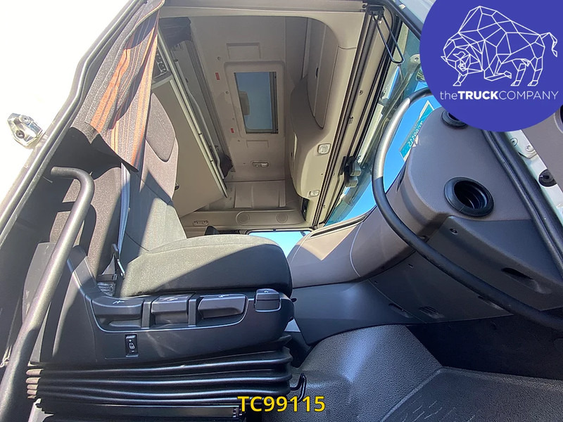 Sattelzugmaschine DAF XF 480: das Bild 6
