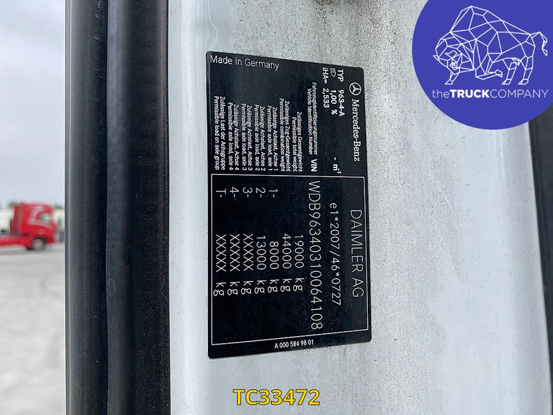 Sattelzugmaschine Mercedes-Benz Actros 1945: das Bild 13 Sattelzugmaschine Mercedes-Benz Actros 1945: das Bild 13