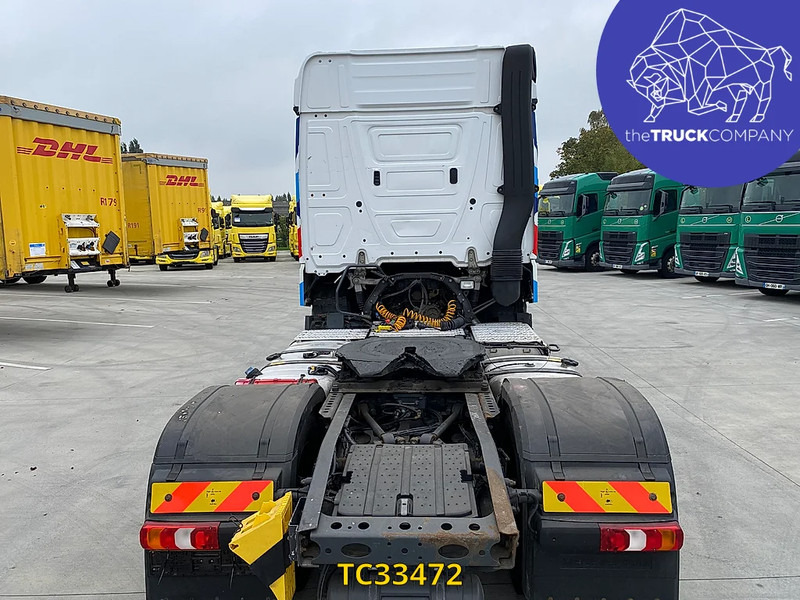 Sattelzugmaschine Mercedes-Benz Actros 1945: das Bild 11 Sattelzugmaschine Mercedes-Benz Actros 1945: das Bild 11