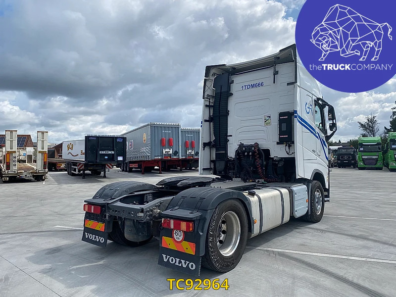 Volvo FH 460 - Sattelzugmaschine: das Bild 2 Volvo FH 460 - Sattelzugmaschine: das Bild 2