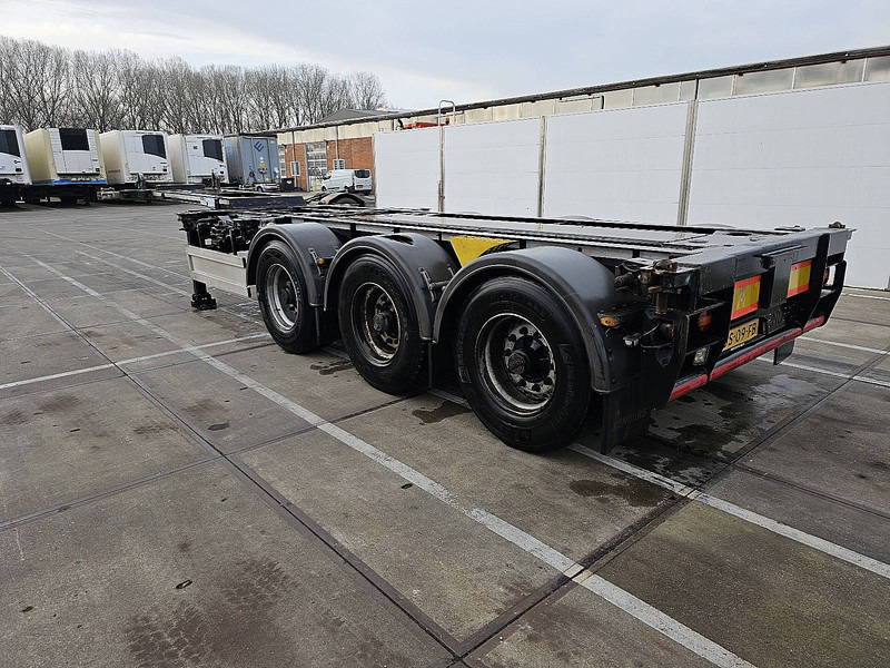 Renders EURO 800 - Auflieger: das Bild 5 Renders EURO 800 - Auflieger: das Bild 5