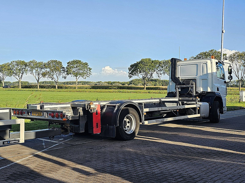 DAF CF 410 20FT TANKCONTAINER - Containerwagen/ Wechselfahrgestell LKW: das Bild 3 DAF CF 410 20FT TANKCONTAINER - Containerwagen/ Wechselfahrgestell LKW: das Bild 3