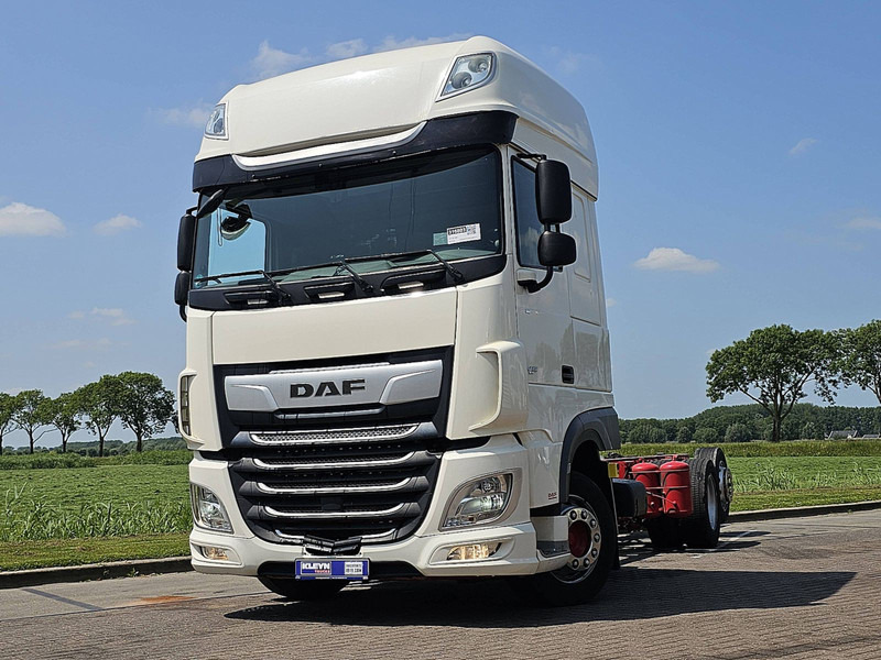DAF XF 480 SSC 6X2 FAR INTARDER - Fahrgestell LKW: das Bild 1 DAF XF 480 SSC 6X2 FAR INTARDER - Fahrgestell LKW: das Bild 1