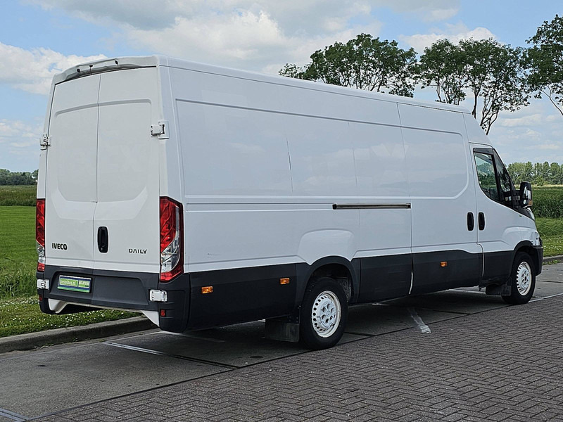 Iveco Daily 35S12 maxi EURO6 export - Kastenwagen: das Bild 3 Iveco Daily 35S12 maxi EURO6 export - Kastenwagen: das Bild 3