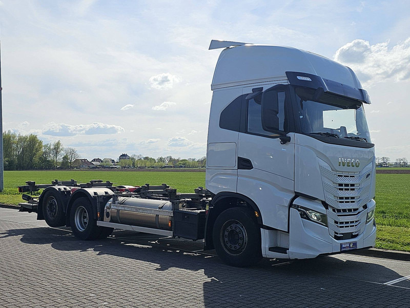 Iveco S-WAY AS260S46 LNG INT. STEERAXLE - Containerwagen/ Wechselfahrgestell LKW: das Bild 5 Iveco S-WAY AS260S46 LNG INT. STEERAXLE - Containerwagen/ Wechselfahrgestell LKW: das Bild 5