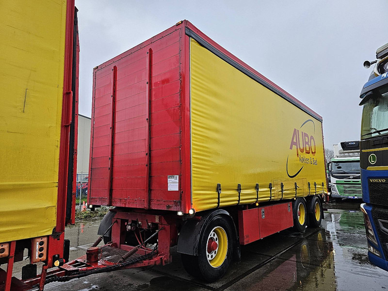 Kelberg SVF 3 AXLE TAILLIFT - Planenanhänger: das Bild 3 Kelberg SVF 3 AXLE TAILLIFT - Planenanhänger: das Bild 3