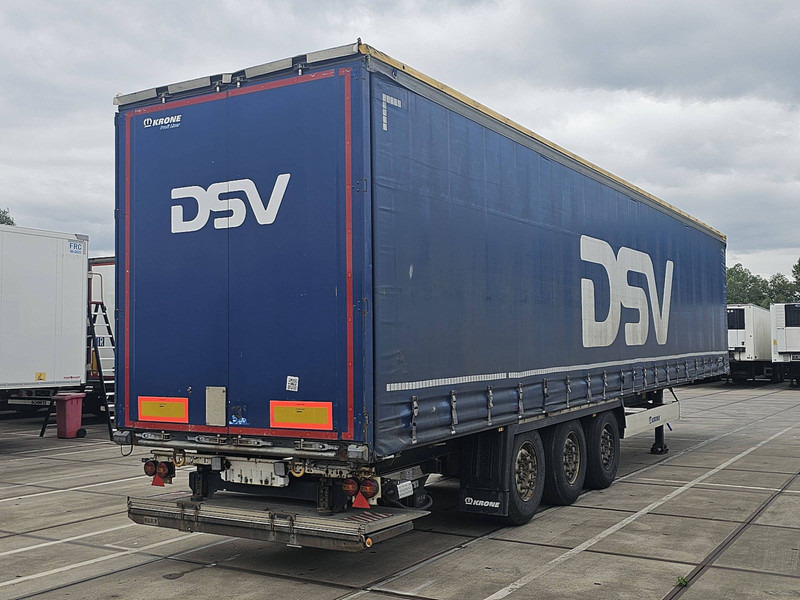 Krone SDP 02 BÄR 2 TONS TAILLIFT - Planenauflieger: das Bild 2 Krone SDP 02 BÄR 2 TONS TAILLIFT - Planenauflieger: das Bild 2