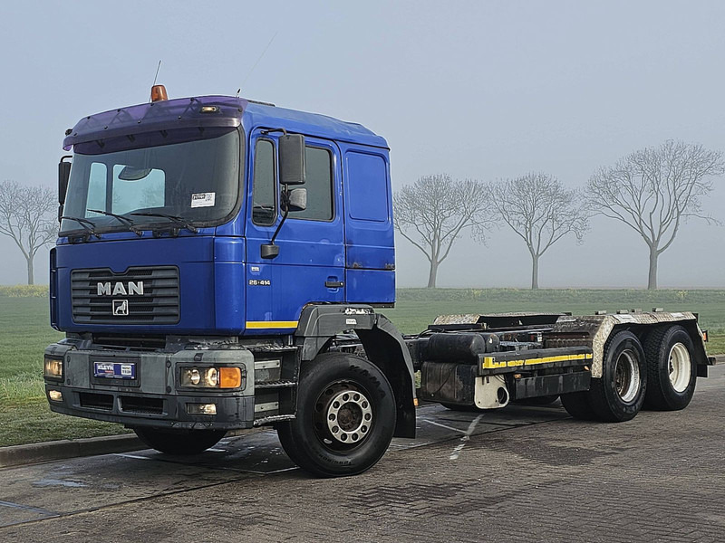 MAN 26.414 F2000 6X4 STEEL MANUAL - Fahrgestell LKW: das Bild 2 MAN 26.414 F2000 6X4 STEEL MANUAL - Fahrgestell LKW: das Bild 2