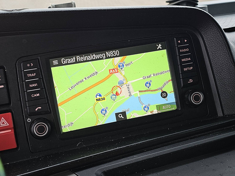 Koffer LKW MAN 26.420 TGS 6X2-4 LL LIFT ISOBOX: das Bild 13