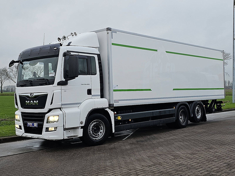 MAN 26.420 TGS 6X2-4 LL LIFT ISOBOX - Koffer LKW: das Bild 2 MAN 26.420 TGS 6X2-4 LL LIFT ISOBOX - Koffer LKW: das Bild 2