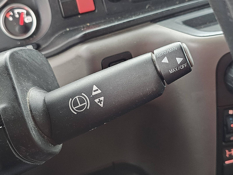 Koffer LKW MAN 26.420 TGS 6X2-4 LL LIFT ISOBOX: das Bild 11