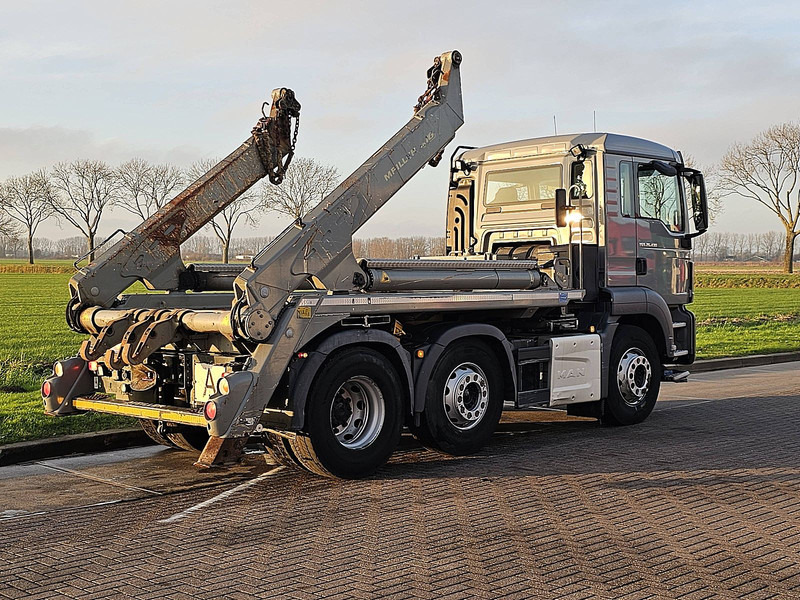 MAN 26.430 TGS 6X2/4 MEILLER AK16T - Absetzkipper: das Bild 3 MAN 26.430 TGS 6X2/4 MEILLER AK16T - Absetzkipper: das Bild 3