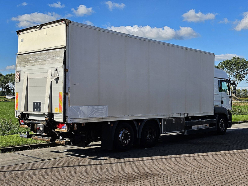 MAN 26.440 TGA LX 6X2 SIDE DOORS - Koffer LKW: das Bild 3 MAN 26.440 TGA LX 6X2 SIDE DOORS - Koffer LKW: das Bild 3