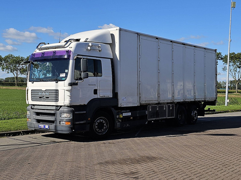 MAN 26.440 TGA LX 6X2 SIDE DOORS - Koffer LKW: das Bild 2 MAN 26.440 TGA LX 6X2 SIDE DOORS - Koffer LKW: das Bild 2