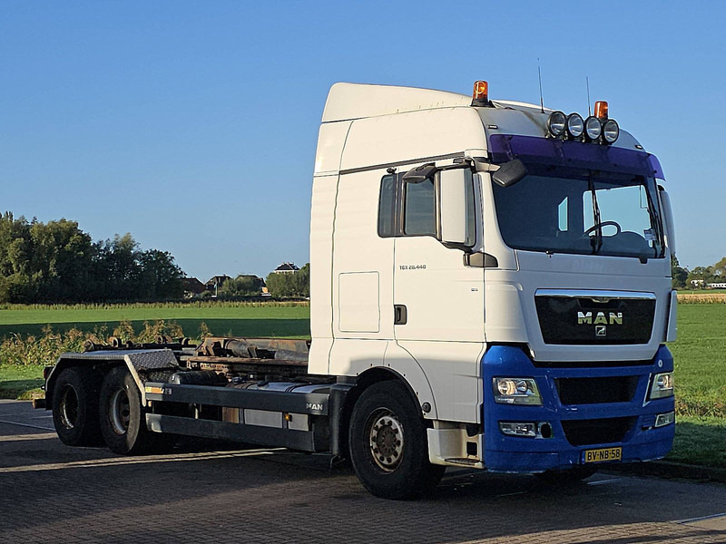 MAN 28.440 TGX - Abrollkipper: das Bild 5 MAN 28.440 TGX - Abrollkipper: das Bild 5