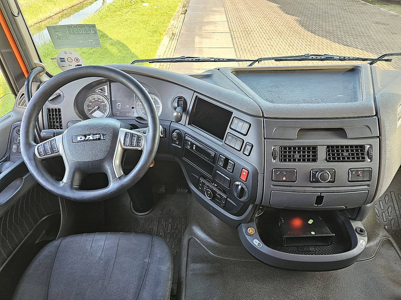 Sattelzugmaschine DAF XF 450: das Bild 8