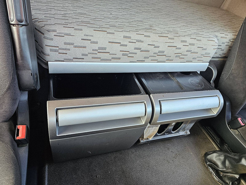 Sattelzugmaschine DAF XF 460 SSC MANUAL 2X TANK: das Bild 11