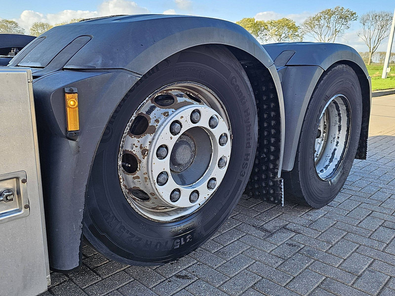 Sattelzugmaschine DAF XF 530 FTG: das Bild 17 Sattelzugmaschine DAF XF 530 FTG: das Bild 17