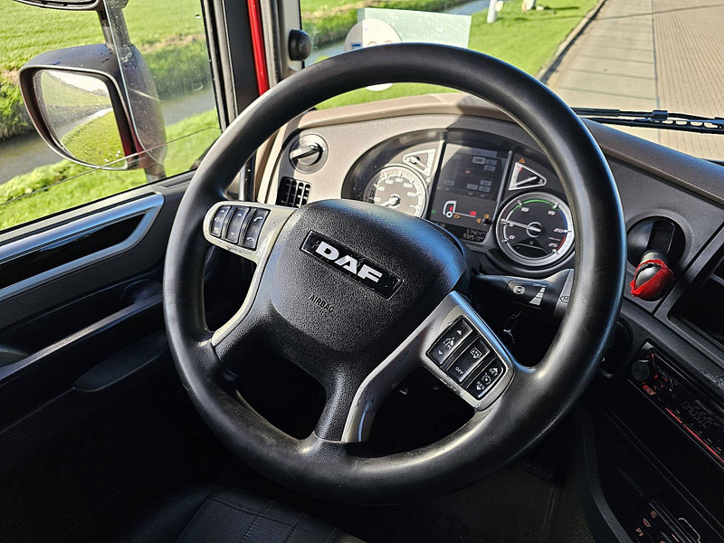 Sattelzugmaschine DAF XF 530 FTG: das Bild 12 Sattelzugmaschine DAF XF 530 FTG: das Bild 12