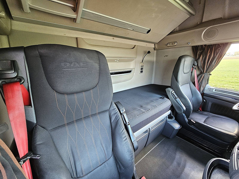 Sattelzugmaschine DAF XF 530 FTG: das Bild 15 Sattelzugmaschine DAF XF 530 FTG: das Bild 15