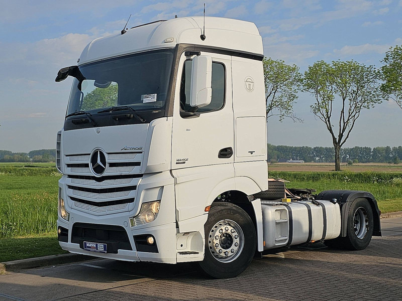 Mercedes-Benz ACTROS 1842 LS STEAMSPACE 2X TANK - Sattelzugmaschine: das Bild 2 Mercedes-Benz ACTROS 1842 LS STEAMSPACE 2X TANK - Sattelzugmaschine: das Bild 2